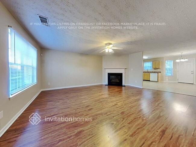 Foto del edificio - 324 Springbottom Ct SE