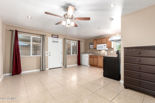 Foto del edificio - 2245 N 22nd St