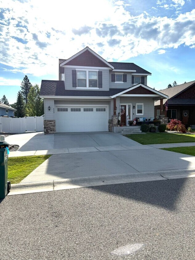 Foto del edificio - 3 bed house in great location!