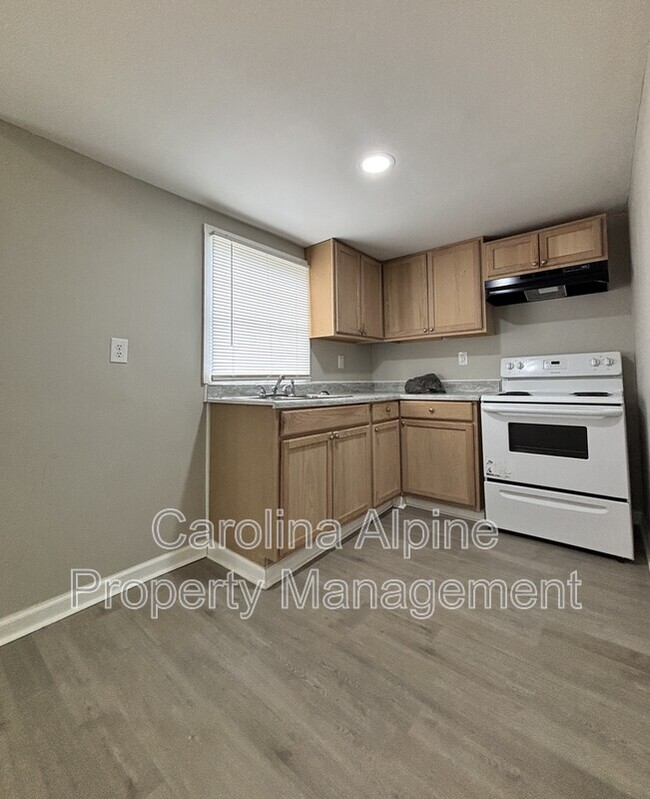 Foto del edificio - 618 Gardner St