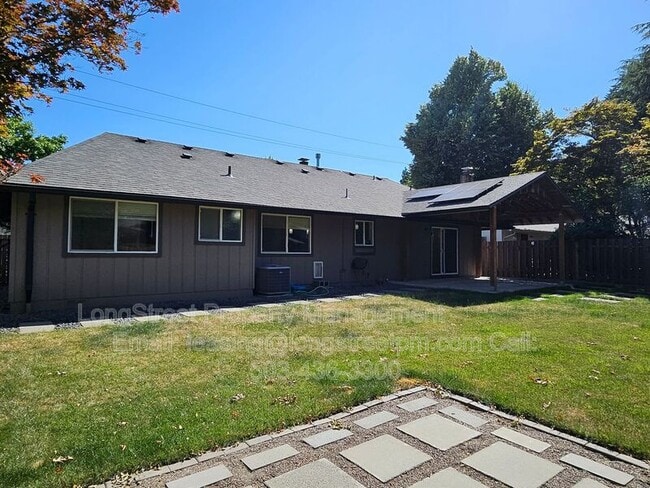 Foto del edificio - 8645 SW Avery St