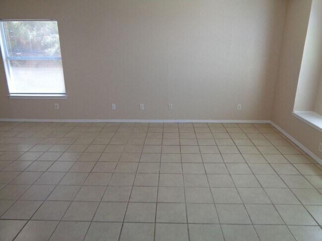 Foto del edificio - Adorable Single Level Eastside Home With E...
