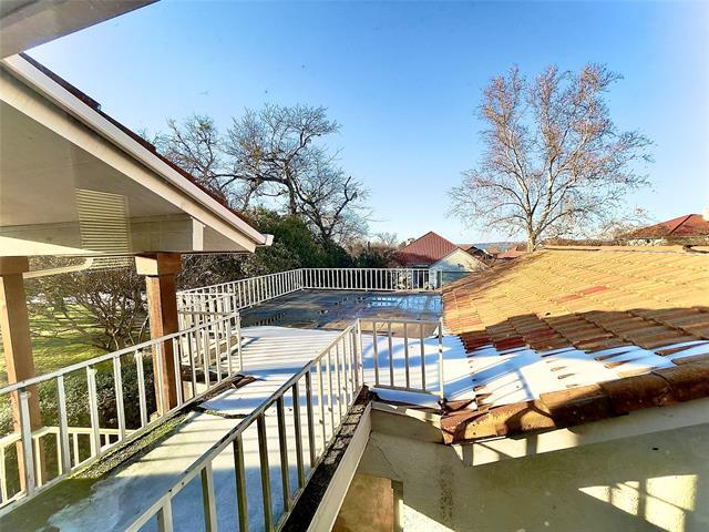 Foto del edificio - 3119 Lakeside Dr