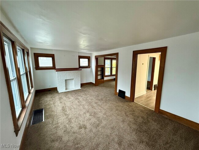 Foto del edificio - 846 Lee Dr