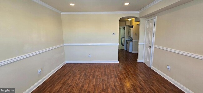 Building Photo - 1255 Meigs Pl NE