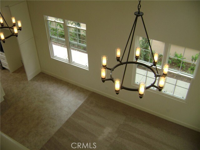 Building Photo - 85 Painted Trellis