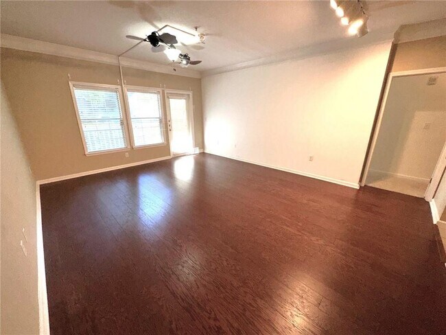 Foto del edificio - 4105 Westchester Ln NE