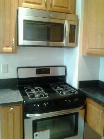 Cocina - 10712 Elgin Ave
