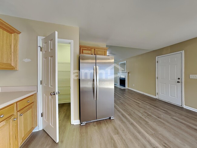 Building Photo - 505 Groveton Trl