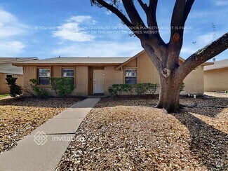 Building Photo - 502 Ivy Way