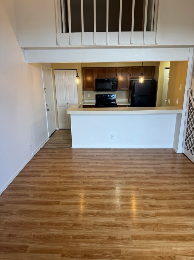 Foto del edificio - 4899 S Dudley St
