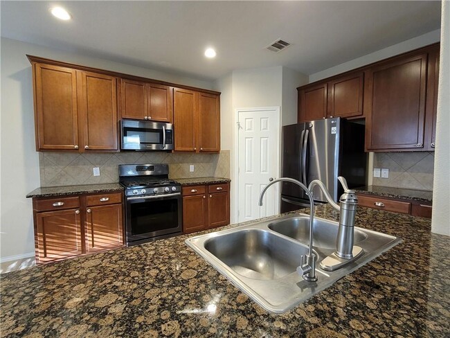 Foto del edificio - 8728 Wood Stork Dr
