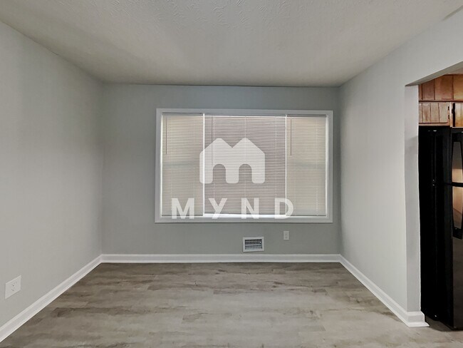 Building Photo - 2050 Sandgate Cir SW