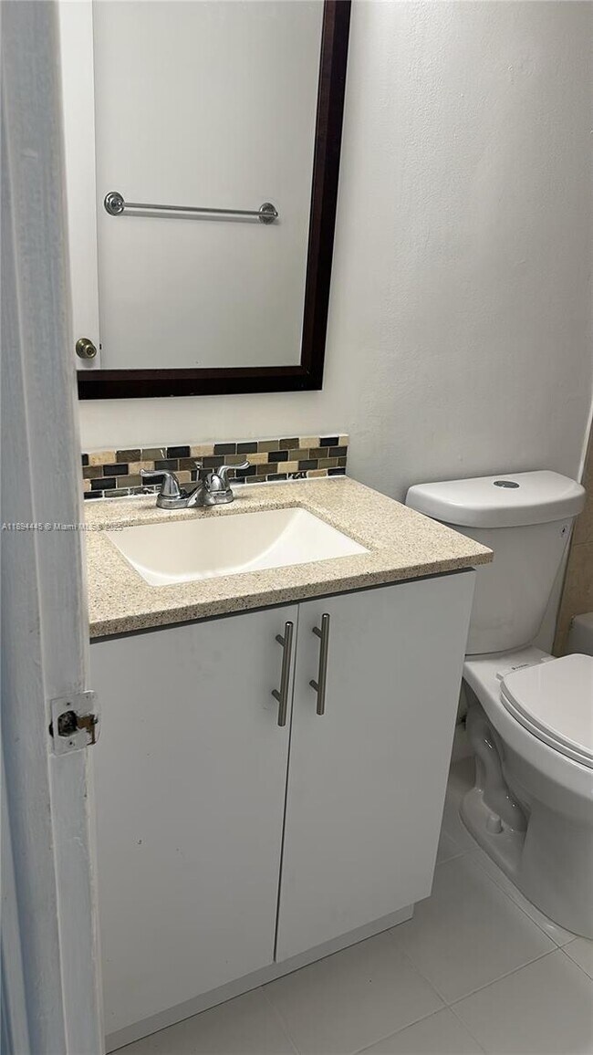 Foto del edificio - 8301 SW 142nd Ave