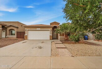 Building Photo - 14949 Jerry Armstrong Ct