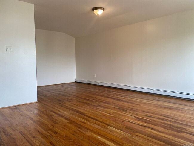 Foto del edificio - 150-44 116th Ave