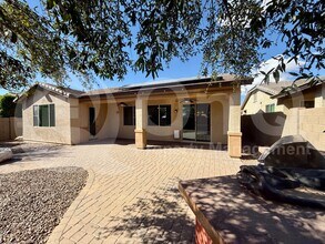 Building Photo - 1197 W Fir Tree Rd