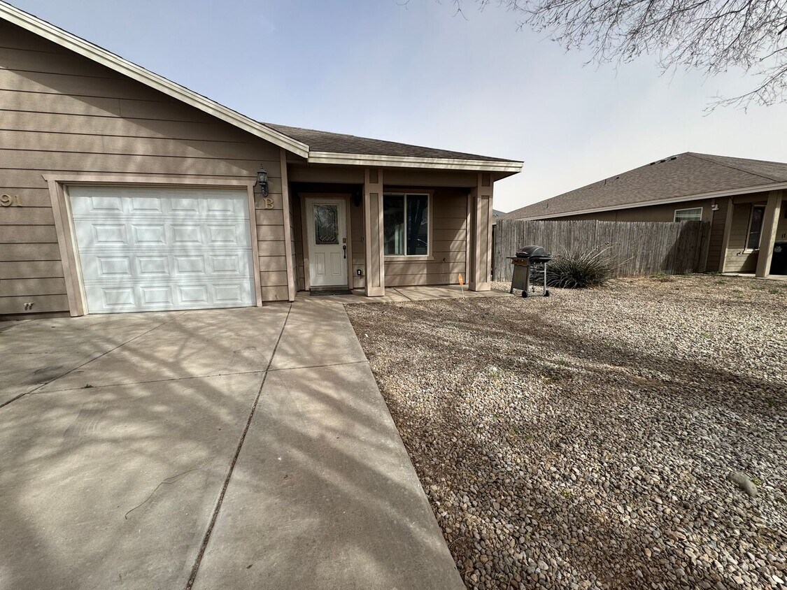Foto principal - 91 Bent Tree Rd