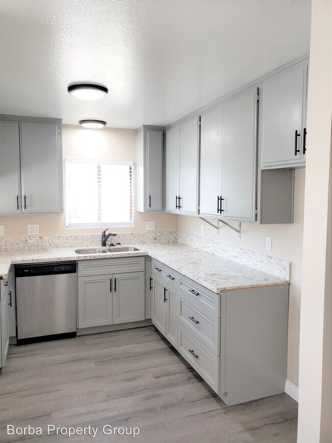 Foto del edificio - 2506 E 6th St