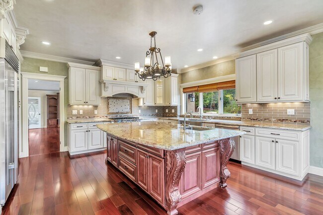 Foto del edificio - 14681 Gypsy Hill Rd
