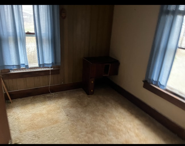 Building Photo - $590 MONTH / $1000 DOWN