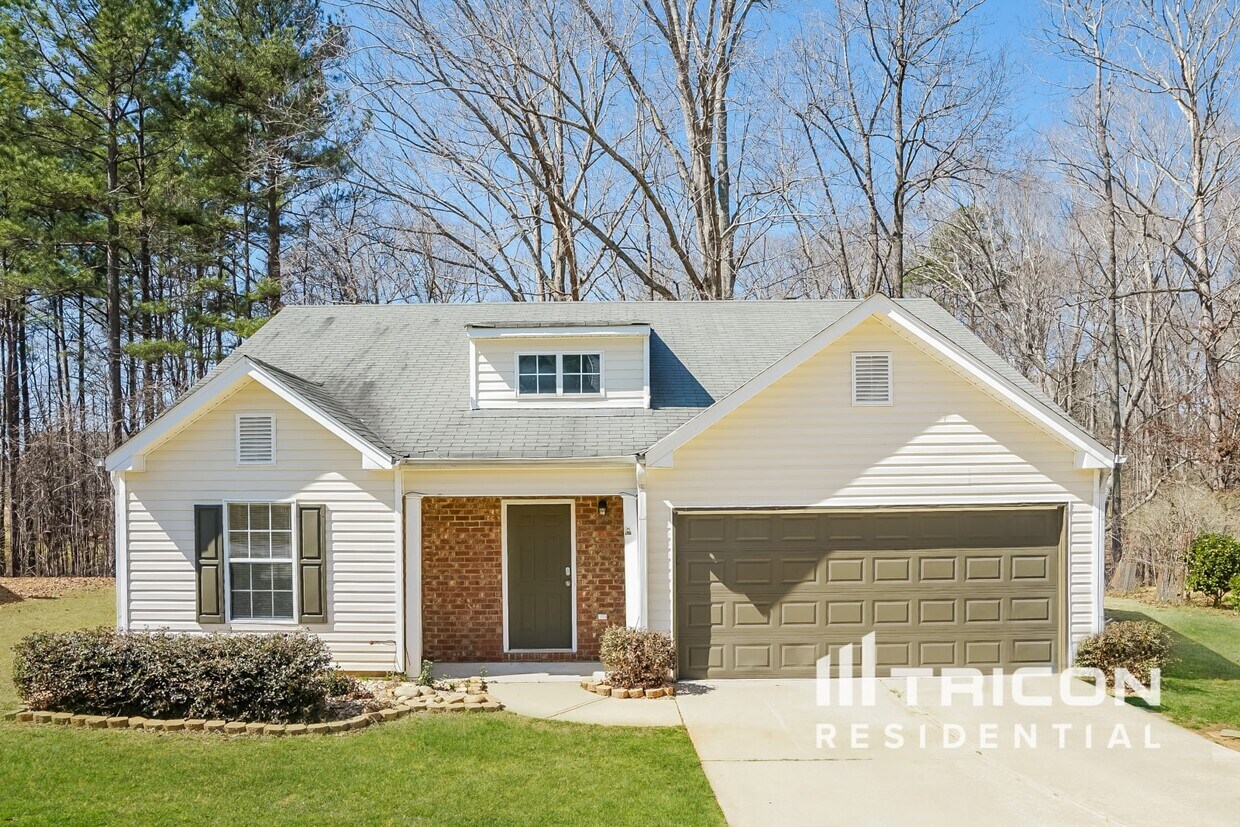 724 Crystal Bay Road Villa Rica GA House Rental in Villa Rica, GA