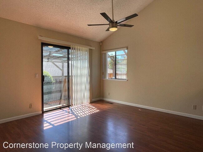 Building Photo - 3 br, 2 bath House - 535 Bayview Park Dr.