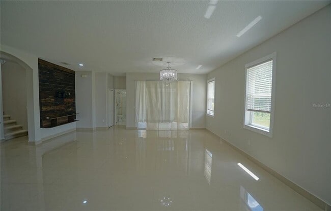 Building Photo - 10537 Coral Key Ave