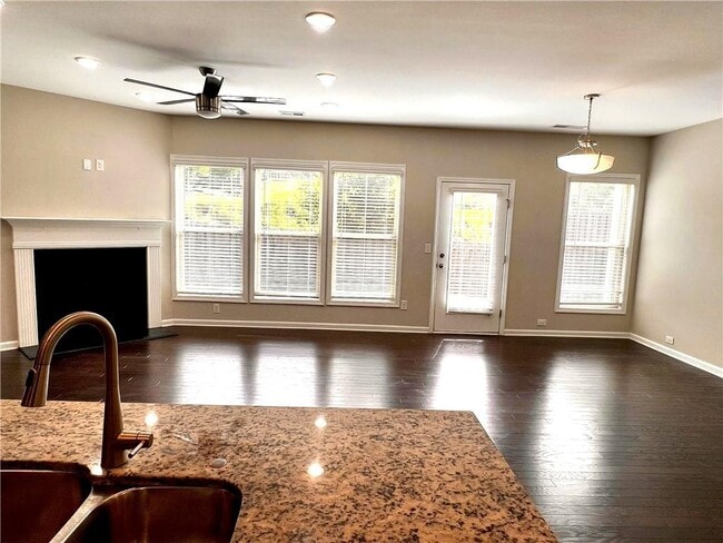 Foto del edificio - 4305 Bryton Trace Dr