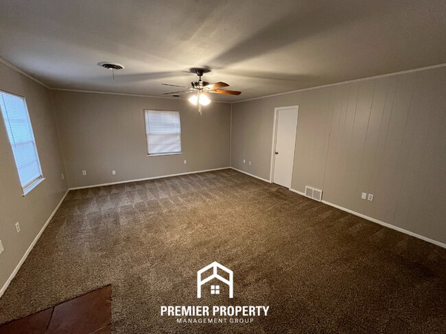 Building Photo - 2983 Cherry Rd