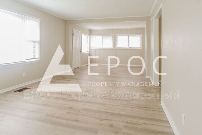 Building Photo - 4232 S 24th W Ave