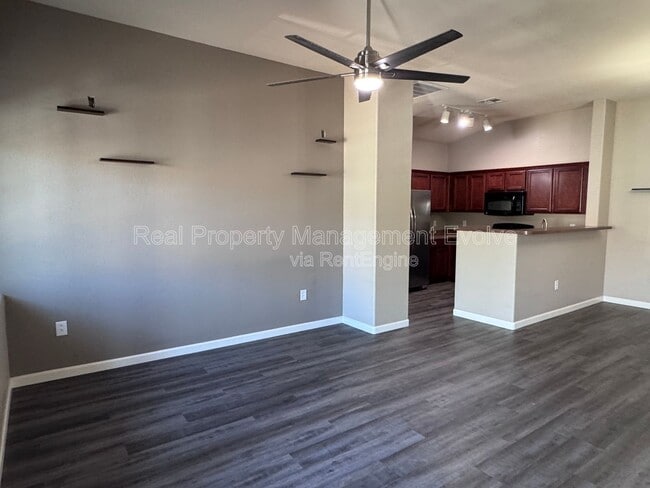 Building Photo - 2150 W Alameda Rd