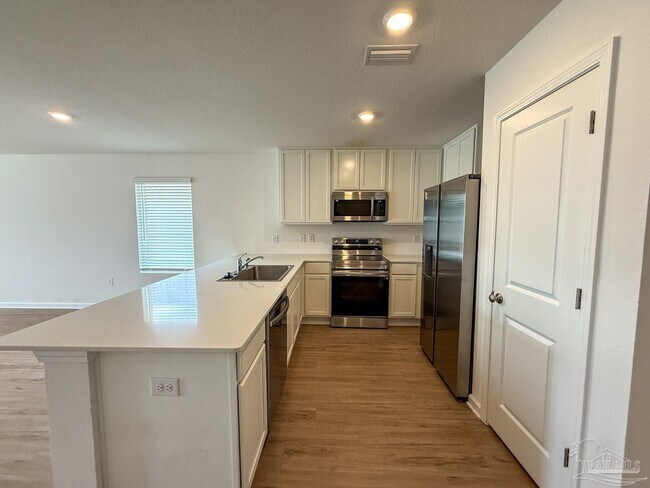 Foto del edificio - 4615 Carlstrom Ln