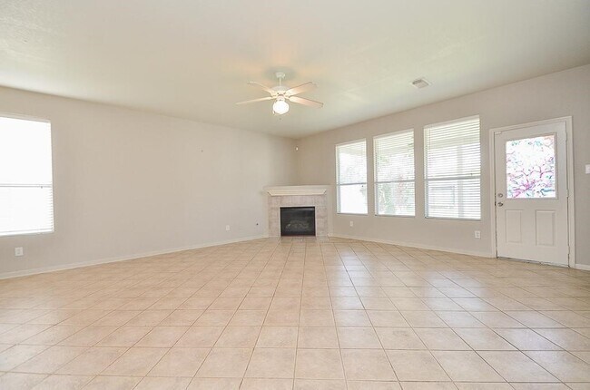 Building Photo - 18334 Grove Brook Ln