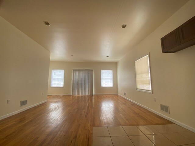 Foto principal - 220 Clinton Ave