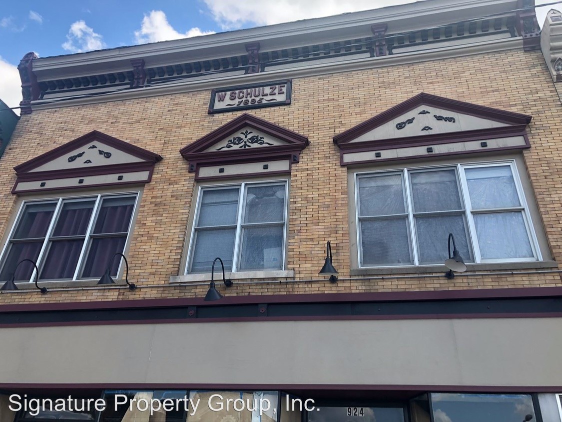 Primary Photo - 926 S State St
