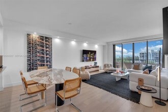 Building Photo - 151 Crandon Blvd