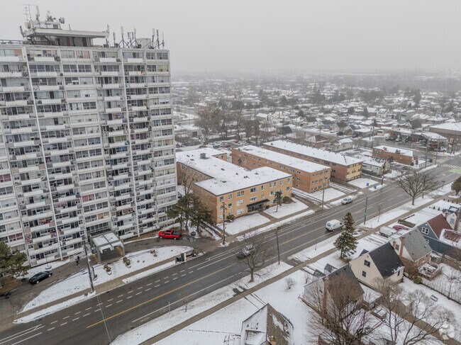 Aerial Photo - 365 Melvin Ave