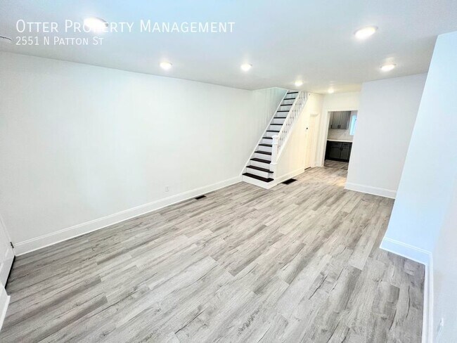 Foto del edificio - 2BR/1.5BA Fresh Renovation with Basement S...