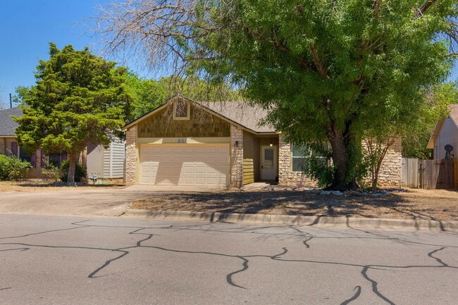 Foto del edificio - 504 Purple Sage Dr