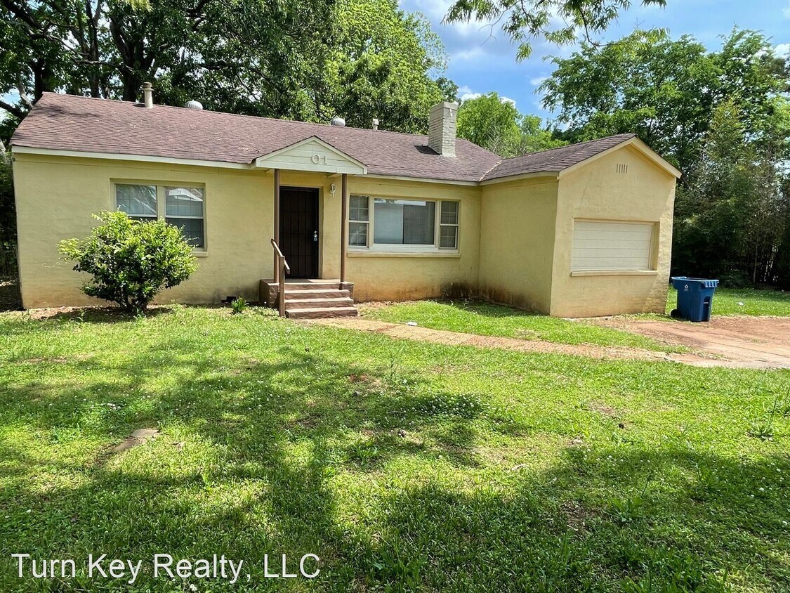 Primary Photo - 4 br, 1 bath House - 301 Midwood Avenue