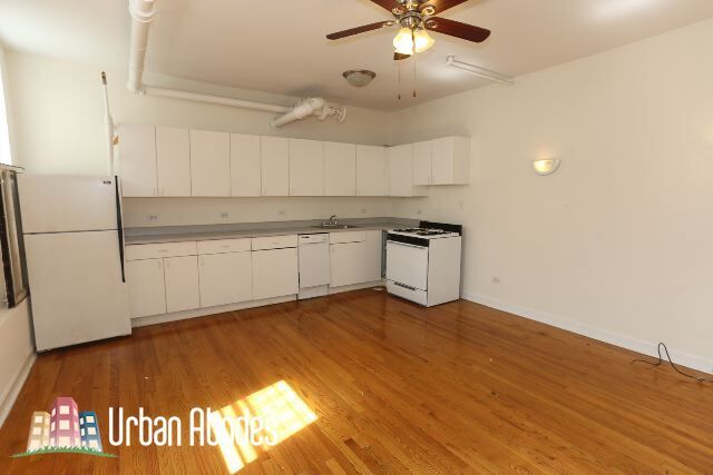 Foto del edificio - 816 W Waveland Ave