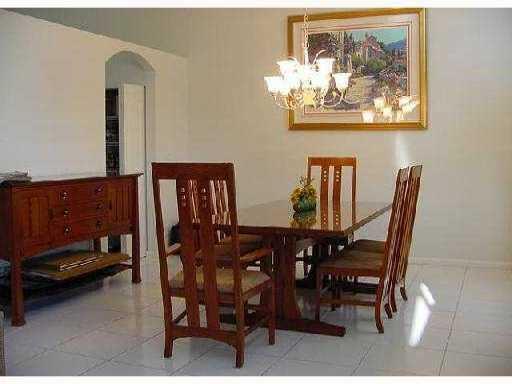 Foto del edificio - 9067 Long Lake Palm Dr