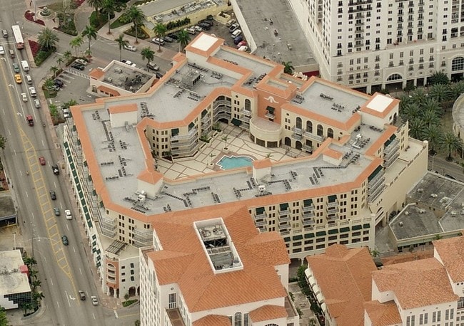 Building Photo - 51 Merrick