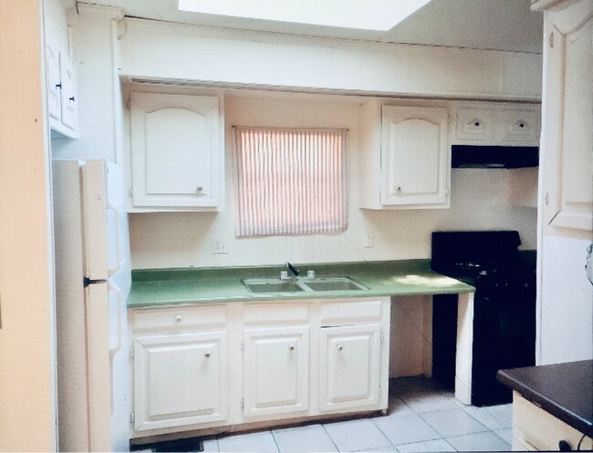 Foto del edificio - 6345 N Dona Ana Rd