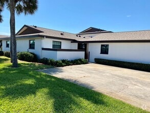 Building Photo - 255 Paradise Blvd