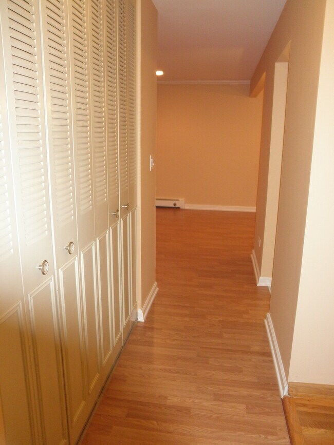 Foto del edificio - 3515 Central Rd