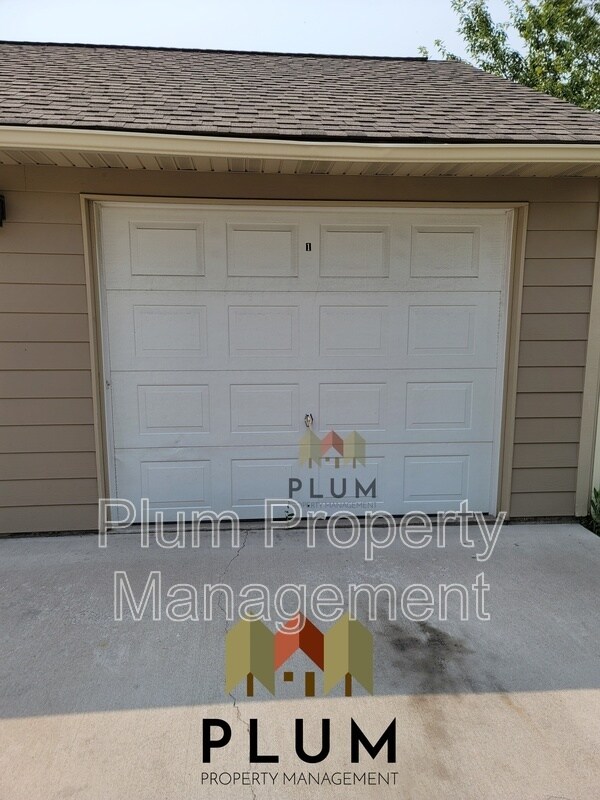 Building Photo - 4979 Potter Park Loop