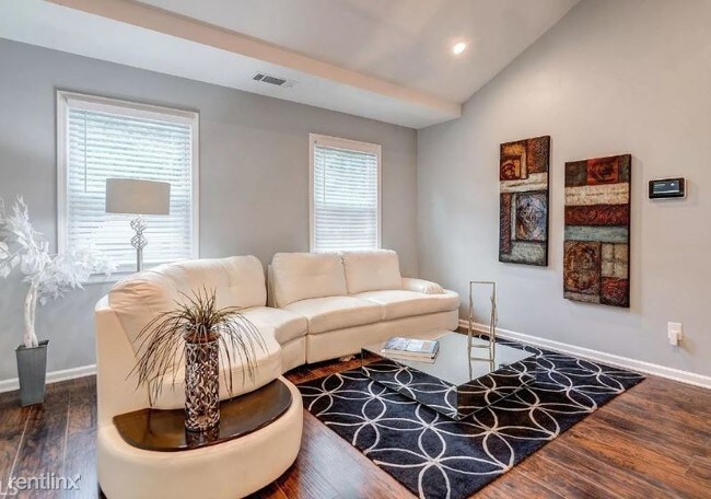 Building Photo - 3 br, 2 bath House - 1879 Markone St NW