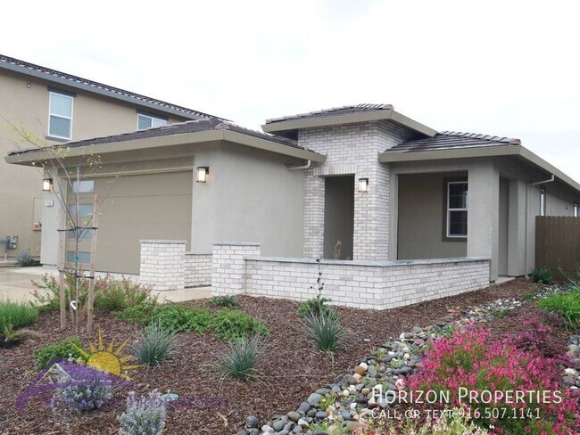 Foto del edificio - *New Home*  3 Bed 2 Bath 1,566sqft single ...
